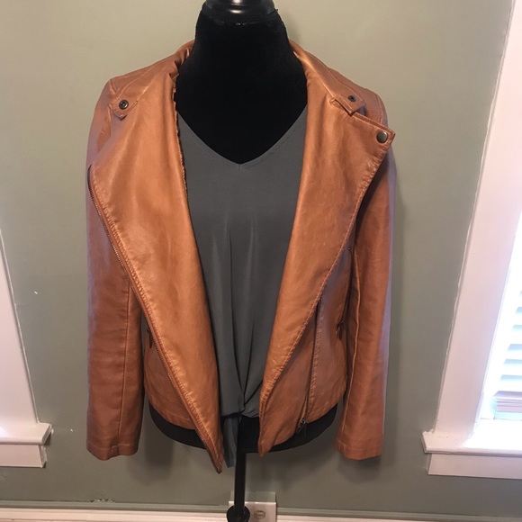 bagatelle Jackets & Blazers - Tan Faux Leather Moto Jacket Medium